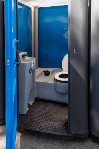 Portable Toilet Options We Offer in Gatesville, TX